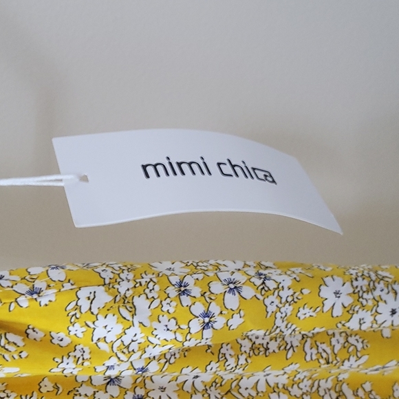 Yellow ditsy floral midi dress - Picture 2 of 4
